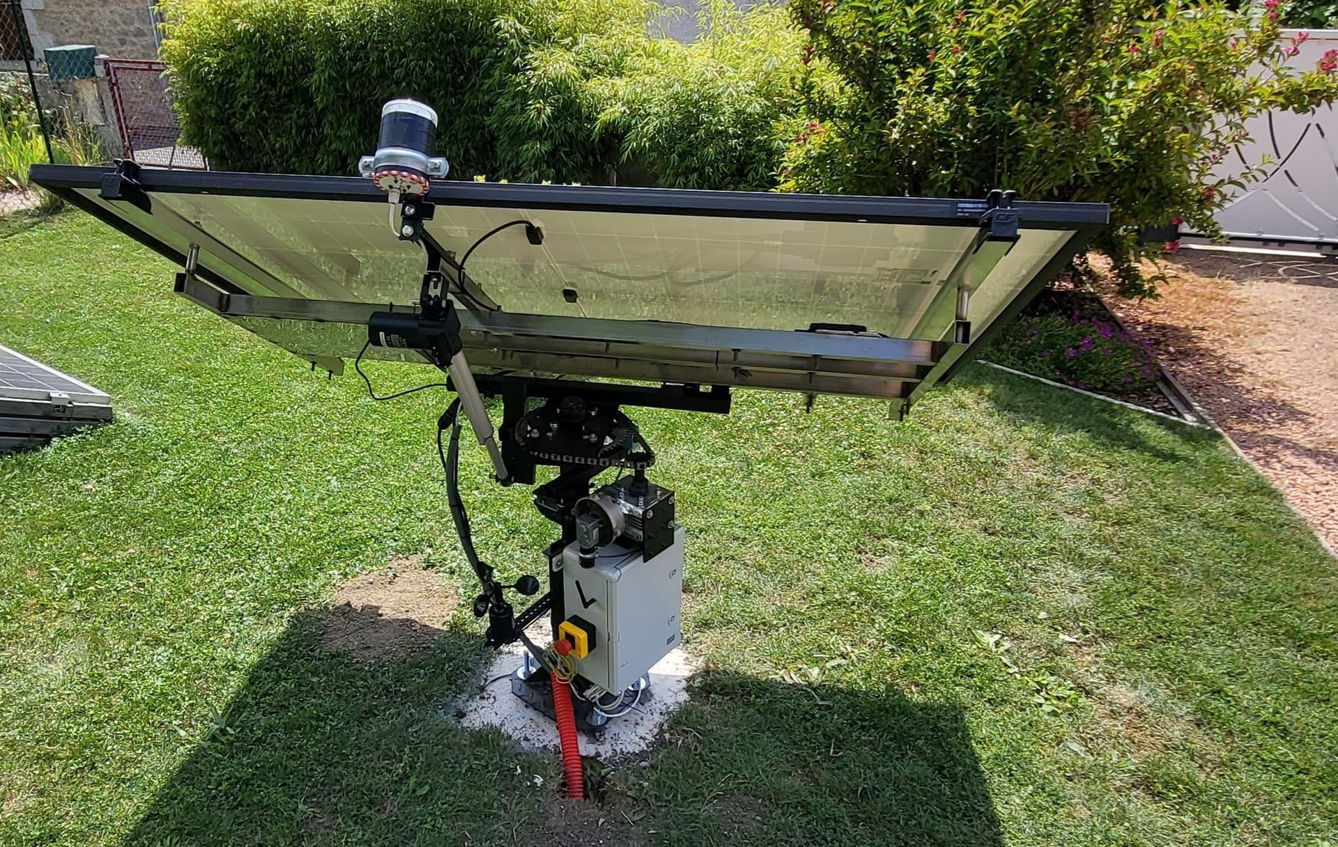 Solar panel tracker using servo motors